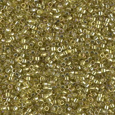 DB0124 Delicas 11/0 Lime Transparent Lustré (x5gr) DB0124 Delicas 11/0 Lime Transparent Lustré (x5gr)