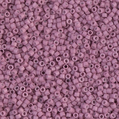 DB0800 Delicas 11/0 Vieux rose Mat opaque (x 5gr) DB0800 Delicas 11/0 Vieux rose Mat opaque (x 5gr)