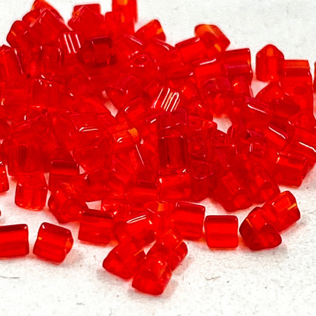 Triangles 11/0 référence 5B Ruby Transparent, (x10)