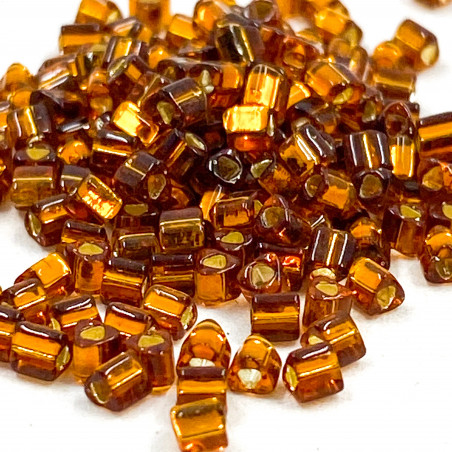 Triangles 11/0 référence  34 Smoke Topaz Silver Lined (x10)