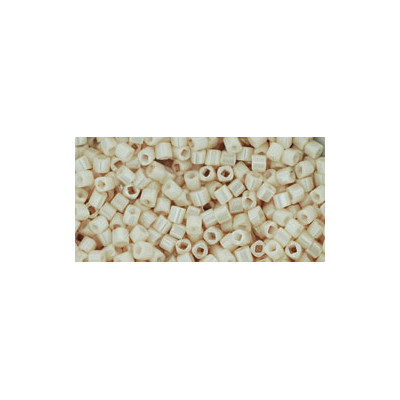 Cubes TOHO 1,5mm Opaque- Lustered Light Beige Ref 123 (x10gr) Cubes TOHO 1,5mm Opaque- Lustered Light Beige Ref 123 (x10gr)