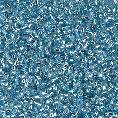 DB0044 Delicas 11/0 Aquamarine Silver Ligned (x 5gr) DB0044 Delicas 11/0 Aquamarine Silver Ligned (x 5gr)