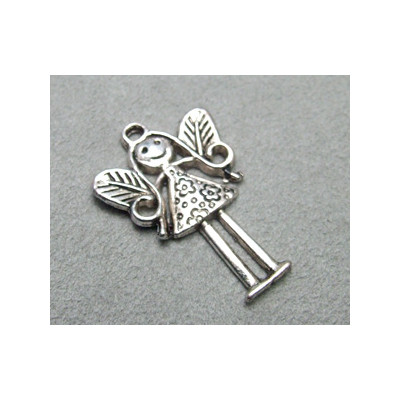 Breloque Poupée 36X24mm (X1)