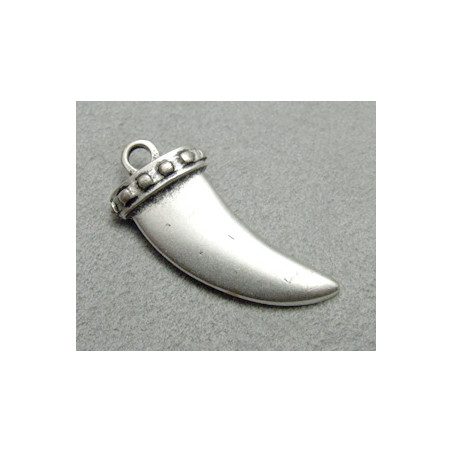 Breloque Dent 34X15mm (X1)