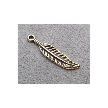 Breloque Dorée Plume 30*7mm(X1)