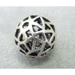 Perle métallisée boule creuse trous triangulaires 16mm argenté (x1)