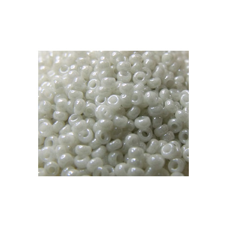 R15-0600 Rocailles 15/0 Opaque Limeston Luster (=DB211) (x 5gr)