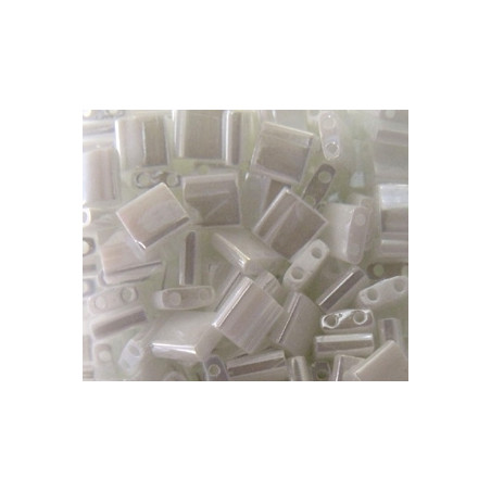 TL-0420 Tilas Bead 5mm White Pearl (=DB201) (x 5gr)