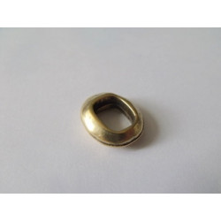 Passant Oval métal Bronze 15.7X18mm(X1)