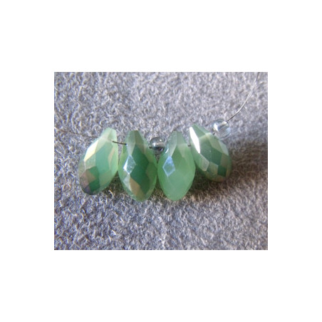 Perle goutte en cristal de Chine 12x6mm ~ Peridot opal satin lustré AB (x1)