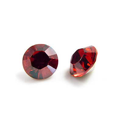 Cabochon rond ss39 8mm Red Magma(X1)