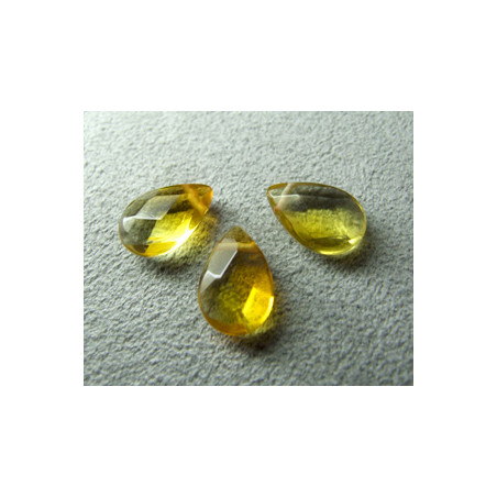 Goutte Facettée Ambre clair 12X8mm (X1)