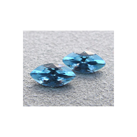 Navette Swarovski 4228 10X5mm Aquamarine (x1)
