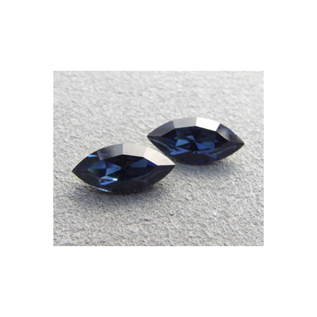 Navette Swarovski 4228 15X7mm Montana (x1)