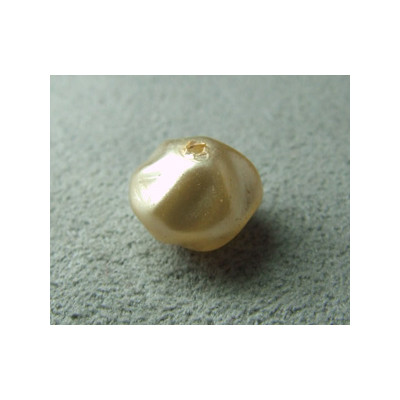 Perle synthétique nugget 10mm - Nacré ivoire (x1)