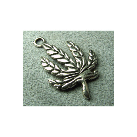 Breloque Feuille 30x19mm (x1)