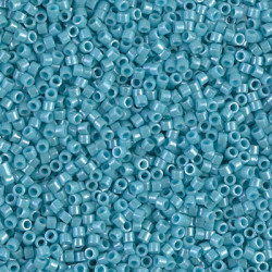 DB0217 Delicas 11/0 Opaque Turquoise luster (x 5gr)