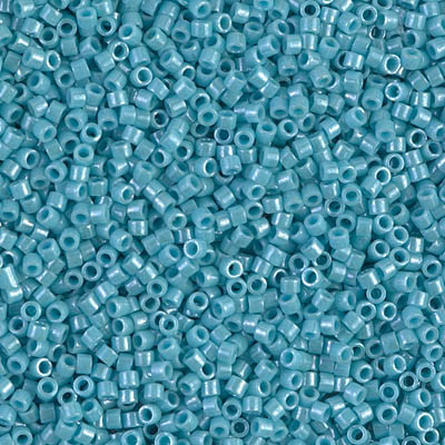 DB0217 Delicas 11/0 Opaque Turquoise luster (x 5gr)