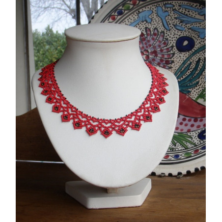 Schéma du collier "Diablotine" de La Bijoutisse