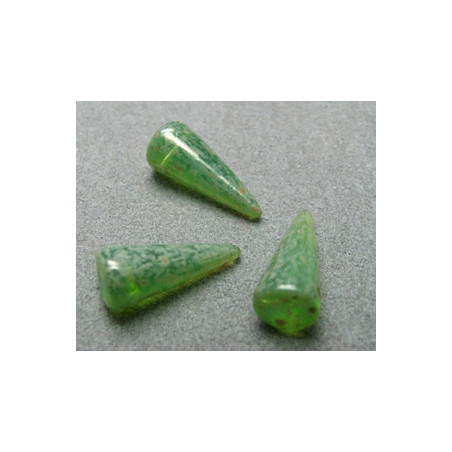 Spikes en verre de Bohême 17x7mm Matte Bottle Green (x1)