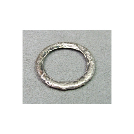 Perle anneau intercalaire martelé diam. 23mm - argenté vieilli (x1)