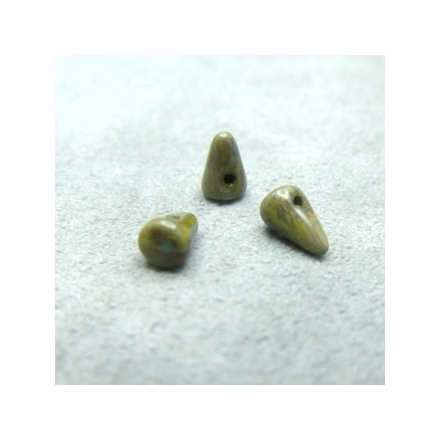 Spikes en verre de Bohême 8x5mm Olive Jade Picasso  (x1) 