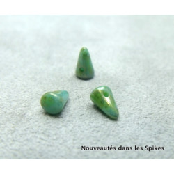 Spikes en verre de Bohême 8x5mm Green Turquoise Lumi (x1)