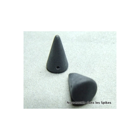 Spikes en verre de Bohême 18x12mm Matte Black (x2)