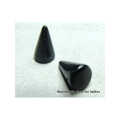 Spikes en verre de Bohême 18x12mm Black (x2) 