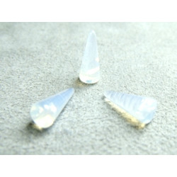 Spikes en Verre de Bohème 13X5mm White Opal (X10)