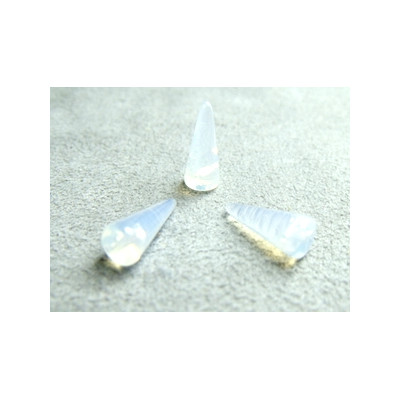 Spikes en Verre de Bohème 13X5mm White Opal (X10)