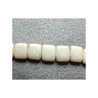 Perles Tiles 6X6X3mm Luster Champagne (X50) Perles Tiles 6X6X3mm Luster Champagne (X50)