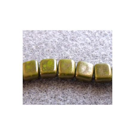 Perles Tiles 6X6X3mm Opaque Olive - Moon Dust (X50)
